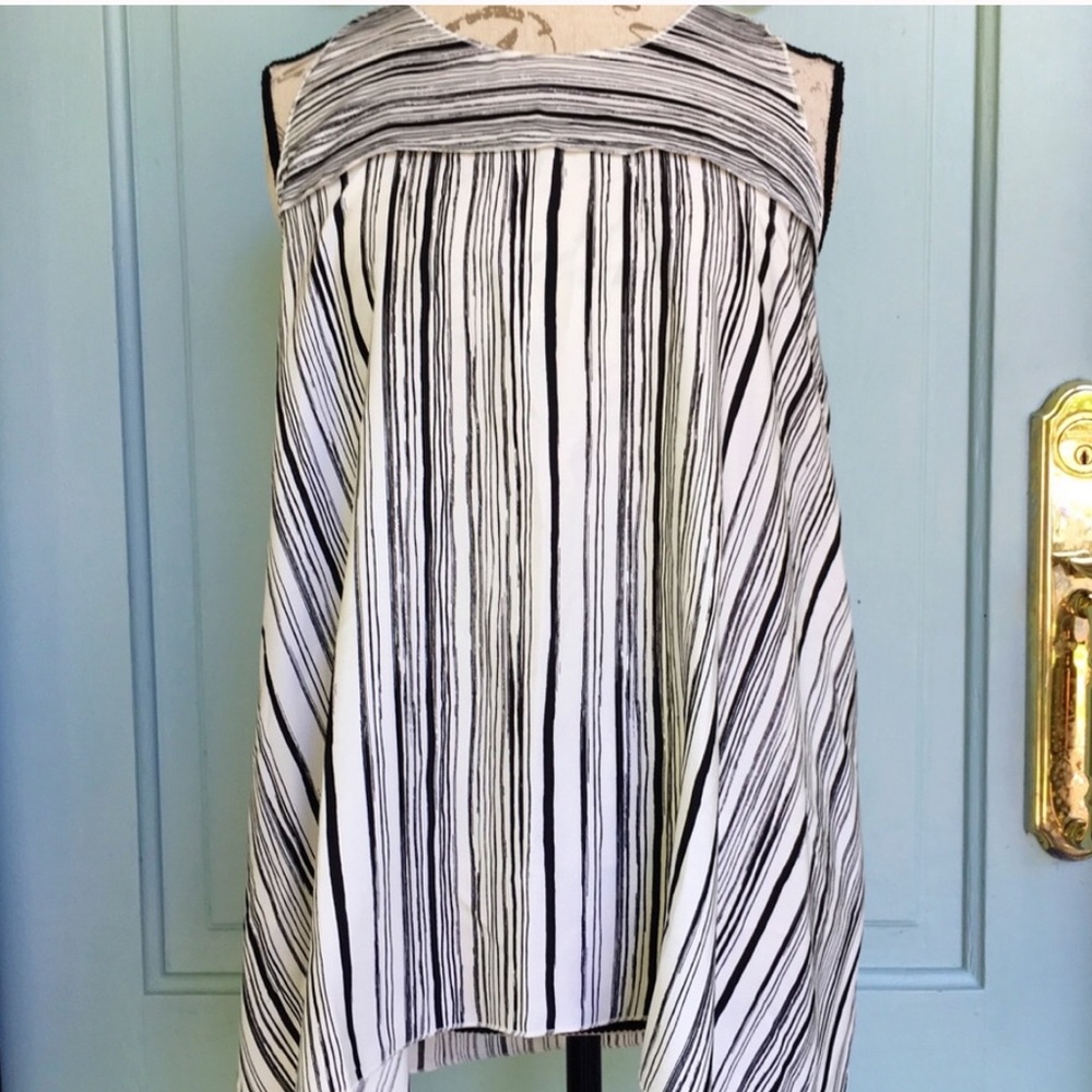 Ann Taylor Striped Flowy Sleeveless Blouse